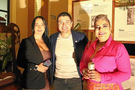 Sandra Bedoya, Sebastián Diaz y Dora Inés Grisales. Sandra Bedoya, Sebastián Diaz y Dora Inés Grisales.