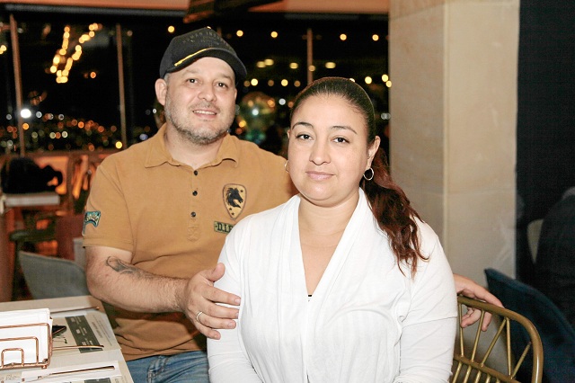 Foto | Argemiro Idárraga | LA PATRIA Álvaro Andrés Medina y Lina Daniela Arias Trujillo cenaron en el restaurante La Azotea para celebrar el Día del Padre.
