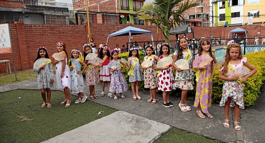 Reinas infantiles: Violery Ramírez Franco, María Camila Quiceno, Alison Saray Romero, Luciana Quintero López, Valery Cardona Herrera, Ana Sofía Colmenares, Mariana Sofía Lemus, Valery Troro Herrera, Luciana Loaiza, Samantha Ramírez y Antonella García. Reinas infantiles: Violery Ramírez Franco, María Camila Quiceno, Alison Saray Romero, Luciana Quintero López, Valery Cardona Herrera, Ana Sofía Colmenares, Mariana Sofía Lemus, Valery Troro Herrera, Luciana Loaiza, Samantha Ramírez y Antonella García.