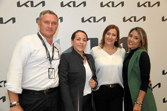 Luis Escobar, Mónica Piedrahita, Sandra Mónica Botero y Paula Rojas. Luis Escobar, Mónica Piedrahita, Sandra Mónica Botero y Paula Rojas.