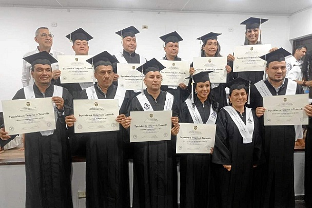 Especialistas graduados en La Dorada en Proyectos de Desarrollo.