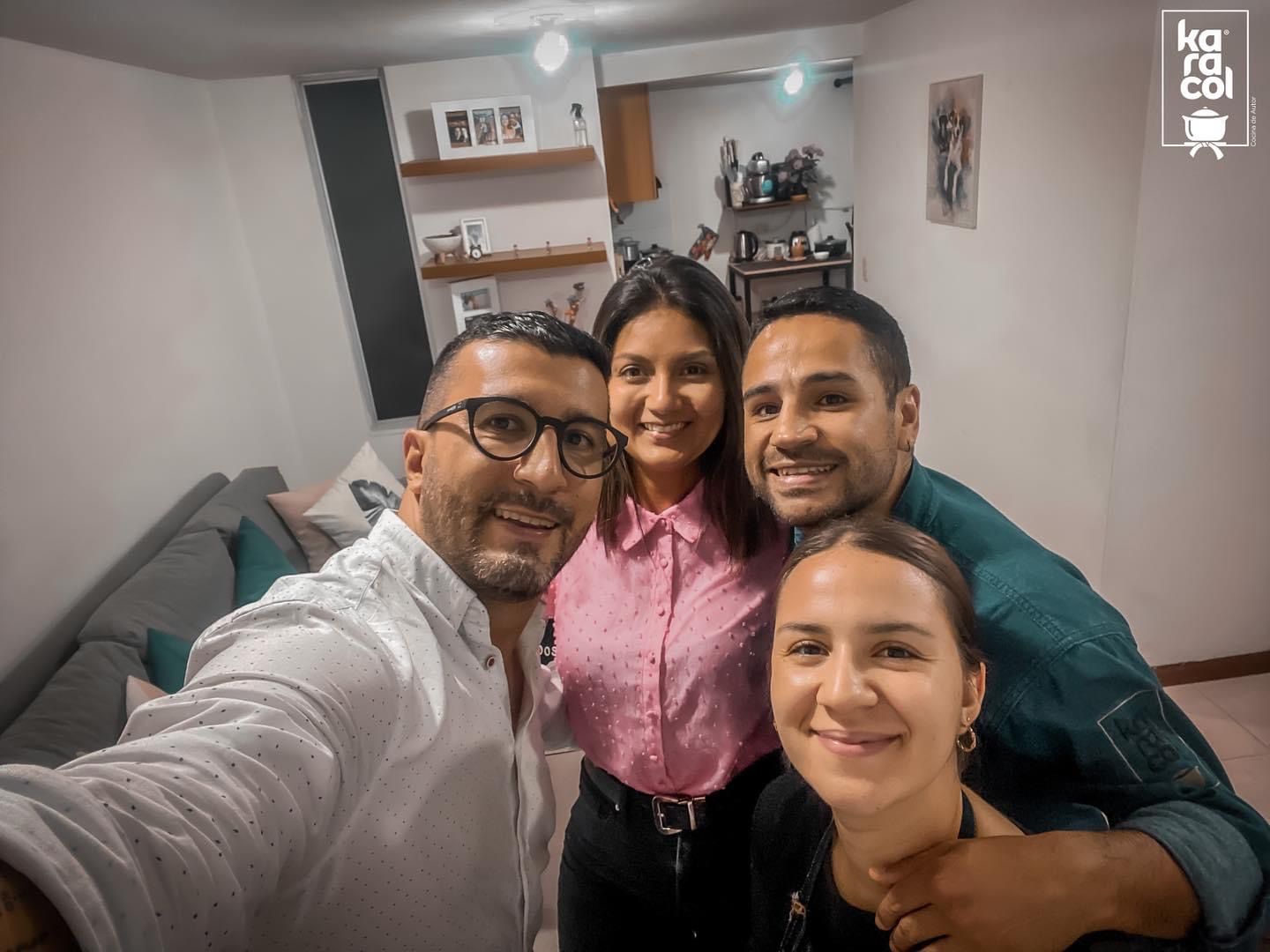 Juan José Gómez y Claudia Pulgarín, celebraron su aniversario en compañía de Sebastián Rendón y Juanita Arenas.