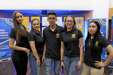 Sharol Bonilla, Angie Mejía, Yhostyn López González, Danna Sofía Arias y Stefanía Bermúdez. Sharol Bonilla, Angie Mejía, Yhostyn López González, Danna Sofía Arias y Stefanía Bermúdez.