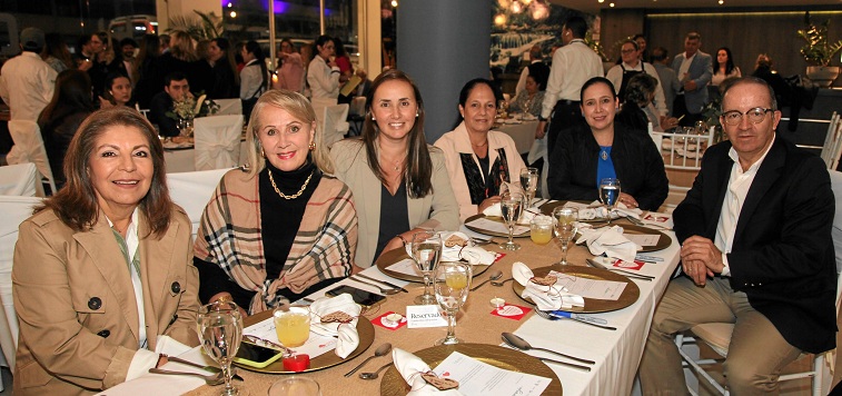 Alba Lucía Duque García, Amparo Inés Cardona Gutiérrez, Lina Gómez Cardona, Adriana Sánchez Lozano, Sandra Morcillo Henao y José Hernando Jiménez Mejía. Alba Lucía Duque García, Amparo Inés Cardona Gutiérrez, Lina Gómez Cardona, Adriana Sánchez Lozano, Sandra Morcillo Henao y José Hernando Jiménez Mejía.