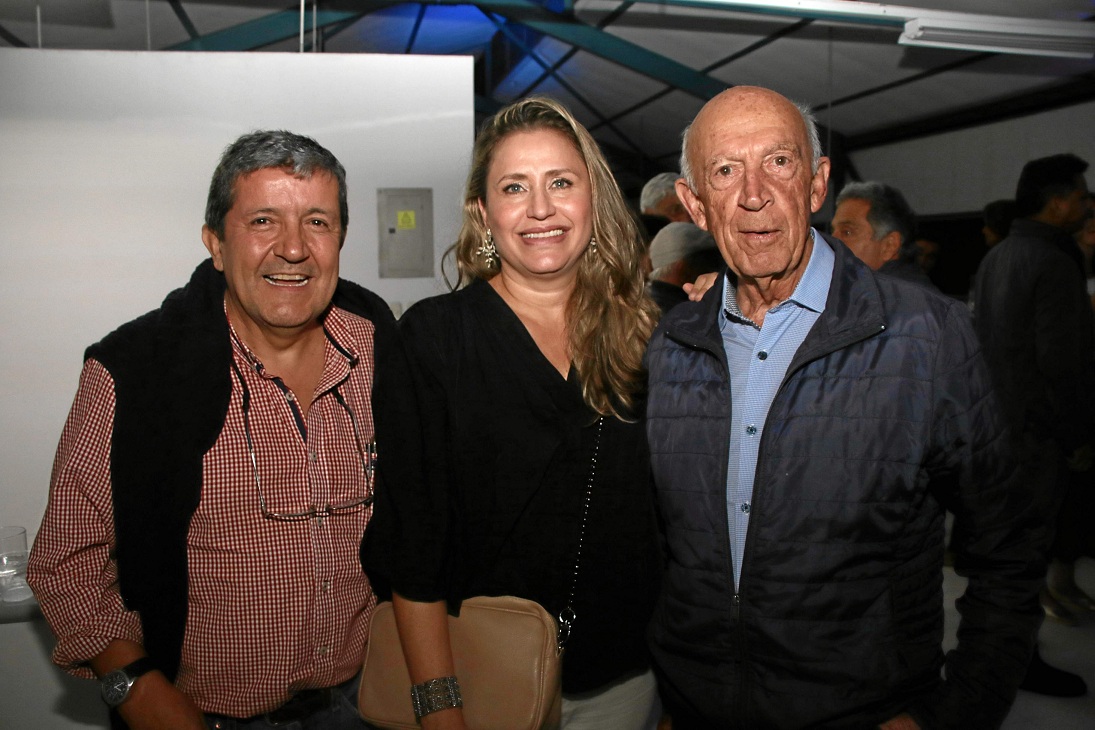 Alejandro Mejía, Liliana Lizcano y Óscar Vélez. Alejandro Mejía, Liliana Lizcano y Óscar Vélez.