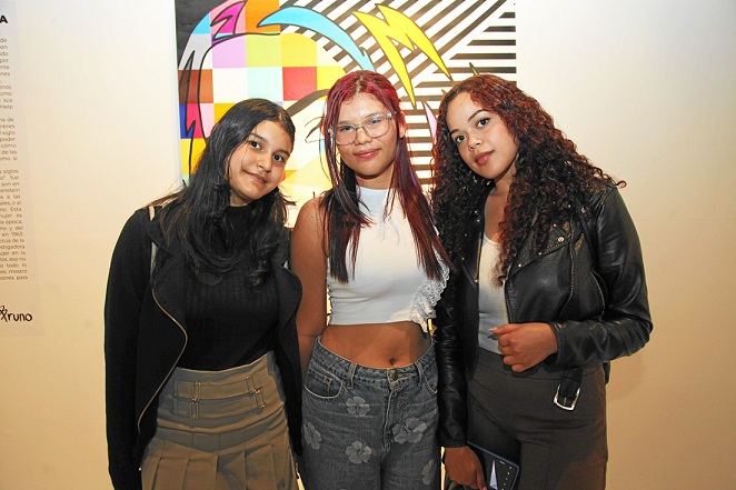 Britney Suset Henao, Valeria Henao y Melissa Giraldo. Britney Suset Henao, Valeria Henao y Melissa Giraldo.