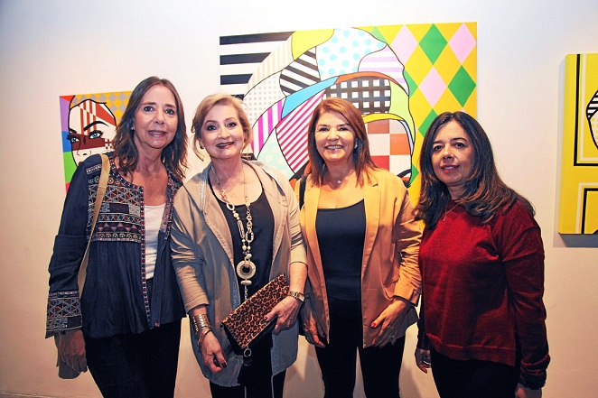 Mónica Londoño, Liliana Arroyave, Olga Giraldo y Ana María López. Mónica Londoño, Liliana Arroyave, Olga Giraldo y Ana María López.
