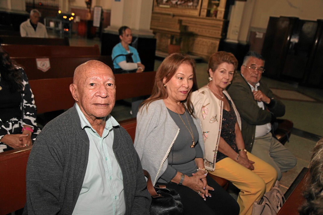 Jairo Castro Eusse, Edilma Vásquez Castaño, Luz Estela Castaño y Miguel Ángel Llano Álvarez. Jairo Castro Eusse, Edilma Vásquez Castaño, Luz Estela Castaño y Miguel Ángel Llano Álvarez.