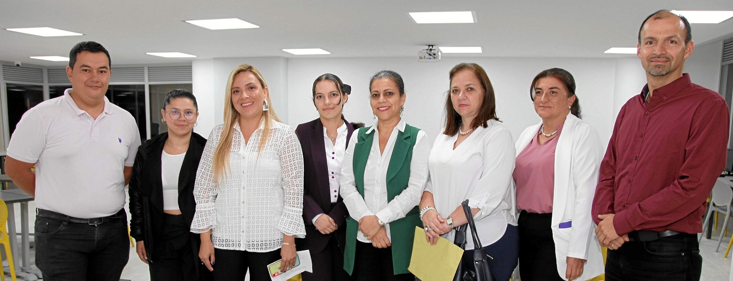 David Vallejo, Alejandra García, Ángela María Ramírez, Ángela María Duque, Claudia María Bedoya, María del Pilar Palacio, Alexandra Jiménez y Juan Guillermo Delgado. David Vallejo, Alejandra García, Ángela María Ramírez, Ángela María Duque, Claudia María Bedoya, María del Pilar Palacio, Alexandra Jiménez y Juan Guillermo Delgado.