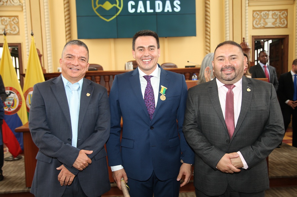 Óscar Alonso Vargas, Jorge Eduardo Rojas Giraldo y Jhon Freddy Arenas. Óscar Alonso Vargas, Jorge Eduardo Rojas Giraldo y Jhon Freddy Arenas.