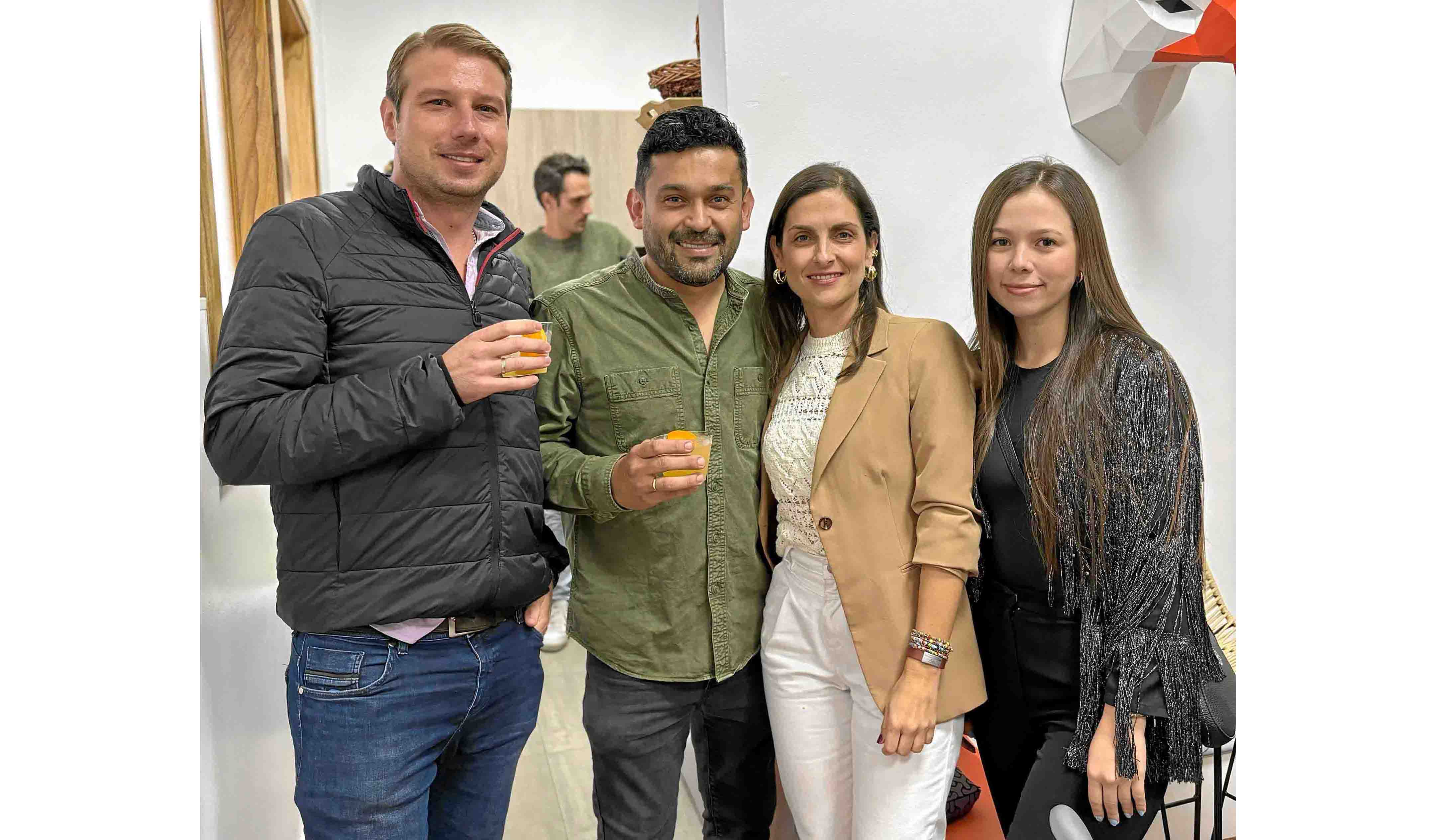 Juan Vicente Echeverry, Cristian Ovalles, Catalina Hoyos y Estefanía Botero.