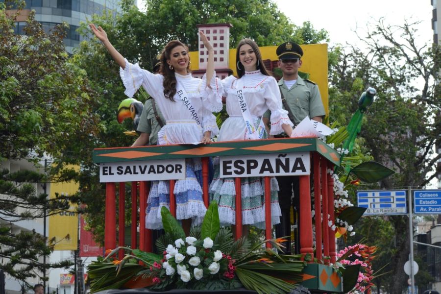 Desfile de Bienvenida 2024