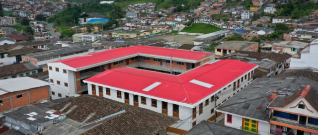 Nuevos colegios en Caldas. Nueva sede de la sede Abraham Montoya, en el centro de Neira.