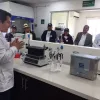 El laboratorio está ubicado en Almacafé Soacha y comenzaría a operar en 2023. El laboratorio está ubicado en Almacafé Soacha y comenzaría a operar en 2023.