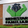 que-es-el-ICBF Pared de ladrillo con el logo del ICBF