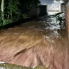 Así se vio Supía en la noche del miércoles luego del desbordamiento de la Quebrada Rapao.