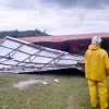 El aguacero en San José causó que se perdieran los techos de las viviendas. 