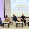 El foro 'Seguridad Digital: Salvaguarda de la Información Empresarial', realizado ayer por LA PATRIA en la Universidad Autónoma de Manizales, reunió a expertos para dialogar sobre cómo contrarrestar los ciberataques y formar a la ciudadanía en protección informática. Allí, el ministro de las TIC, Mauricio Lizcano, anunció su intención de convertir a la ciudad en la capital colombiana de ciberseguridad y en la sede del Grupo Interno de Trabajo de Respuestas a Emergencias Cibernéticas de Colombia.