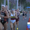 La triatleta María Carolina Velásquez (de blanco) es apoyada por la Gobernación de Caldas.