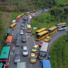 De 5:30 a.m. a 1:30 p.m., conductores de buses intermunicipales protestaron este martes en La Romelia, que conecta a Santa Rosa y Dosquebradas (Risaralda). Durante la manifestación no se permitió el paso del Megabús por la zona.