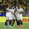 El exjugador del Once Caldas Luis Sinisterra (dorsal 18) marcó el 4-0 definitivo de Colombia contra Chile. Dávinson Sánchez, Luis Díaz y Jhon Jáder Durán marcaron los otros tantos del partido. El exjugador del Once Caldas Luis Sinisterra (dorsal 18) marcó el 4-0 definitivo de Colombia contra Chile. Dávinson Sánchez, Luis Díaz y Jhon Jáder Durán marcaron los otros tantos del partido.