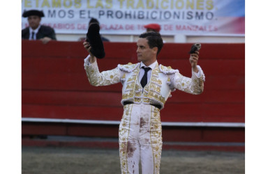 Galván y Hernández saltaron al rescate en la primera corrida de abono