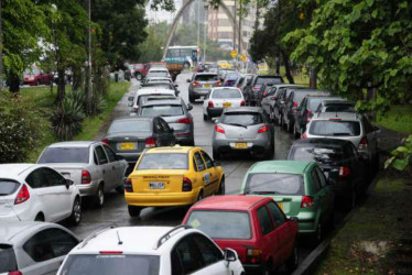 Trafico vehicular en Manizales 