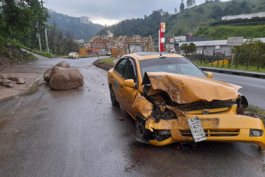 Así quedó el taxi