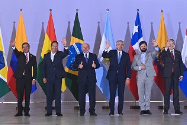 Foto | EFE | LA PATRIA  A la cumbre asistieron los presidentes de Venezuela, Nicolás Maduro; de Surinam, Chan Santokhi; de Guayana, Irfaan Ali; de Colombia, Gustavo Petro; de Bolivia, Luis Arce; de Brasil, Luiz Inácio Lula da Silva; de Argentina, Alberto Fernández; de Chile, Gabriel Boric:; de Ecuador, Guillermo Lasso; de Paraguay, Mario Abdo Benítez; de Uruguay, Luis Lacalle; y el presidente del Consejo de Ministros del Perú, Alberto Otarola.