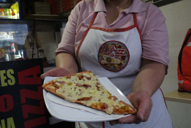 Prepárese para estirar el queso de las mejores pizzas de la ciudad