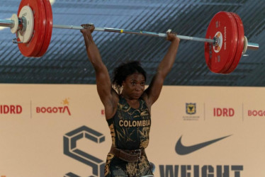 Yenny Álvarez, campeona del mundo, es una de las figuras que estarán esta semana en el Nacional de Levantamiento de Pesas para Mayores y Sub-23.