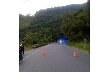 Bloqueo en Mesones, entre Manizales y Mariquita