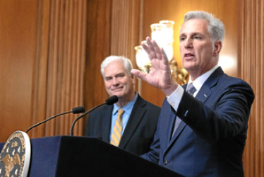 Foto | Michael Reynolds | LA PATRIA  El congresista republicano Kevin McCarthy y presidente de la Cámara en el debate de la aprobación del proyecto de ley.