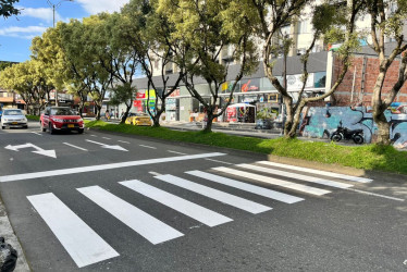 La cebra amaneció pintada en la avenida Santander de Mainzales. 