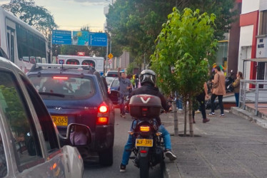 Este es el sector en donde se presentó el accidente de tránsito de un motociclista en la Avenida Santander.