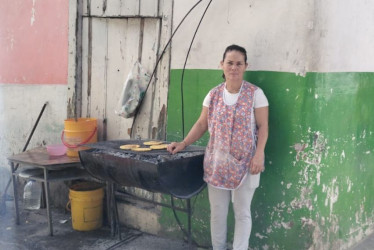 Le metieron pólvora en el asador de arepas en el corregimiento de Samaria en Filadelfia