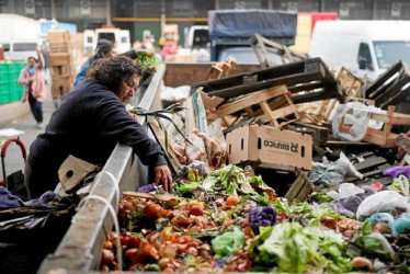 Foto | AP/ Tomada de La Jornada | LA PATRIA De los cerca de 27 millones de personas pobres, 7 millones serían indigentes.