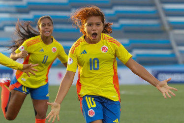 Gabriela Rodriguez de Colombia celebra un gol este viernes