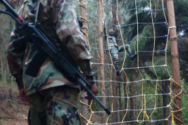 Paramilitares del Frente Cacique Pipintá