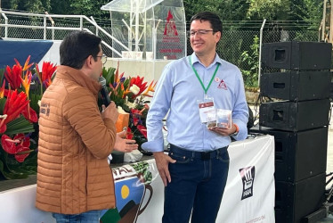 El alcalde de Ansema (Caldas), Omar Andrés Reina, le pidió al gerente general de la Federación Nacional de Cafeteros, Germán Alberto Bahamón, la apertura de una tienda Juan Valdez en el municipio