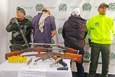 Ellos son los dos capturados con armamento en Belén de Umbría (Risaralda).