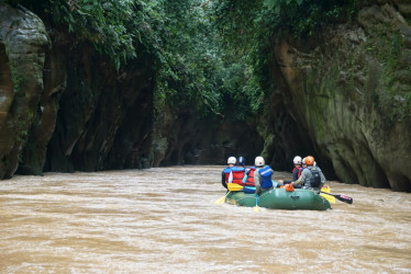 Caguán Expeditions y Remando por la paz.