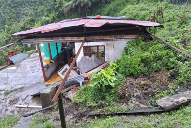 Vivienda afectada parcialmente por derrumbe en el corregimiento de Samaria, Filadelfia (Caldas).