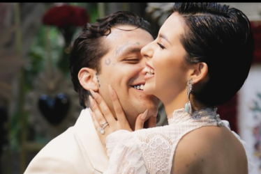  Christian Nodal y Ágela Aguilar 