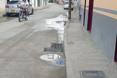 Estos son los desagües instalados y que según el denunciante no cumplen con su función de drenar el agua en el sector de El Plan.