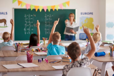 Primera medalla por la educación en América Latina