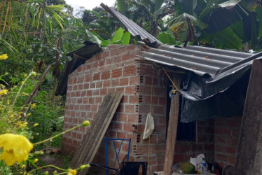 Esta es una de las casas recientemente afectadas en la vereda La Amalia, en Supía (Caldas).