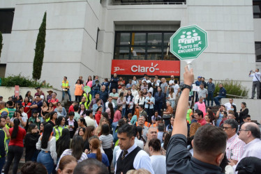 En el edificio Siglo XXI se realizó un simulacro de evacuación este jueves.