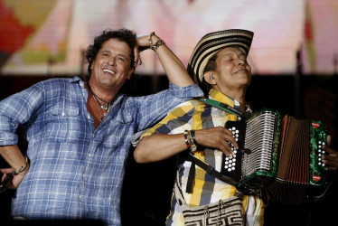 Carlos Vives y su inseparable compañero, Egidio Cuadrado. 