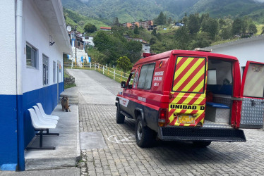 En Pensilvania, los socorristas cuentan con una unidad de rescate. Trasladan a pacientes como labor humanitaria.